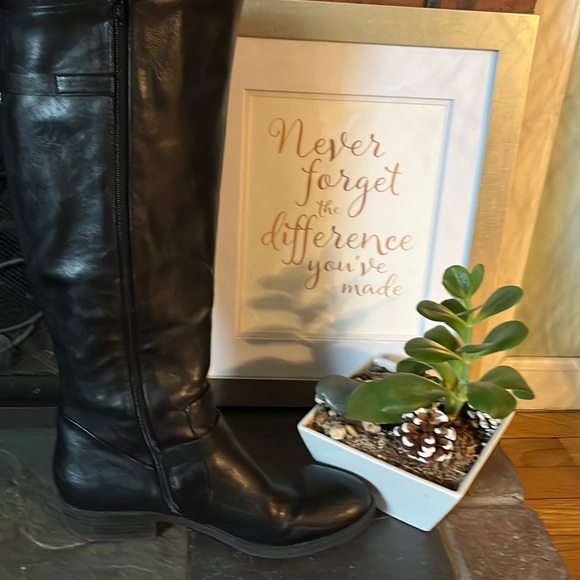 classic - Picture 2 of 2